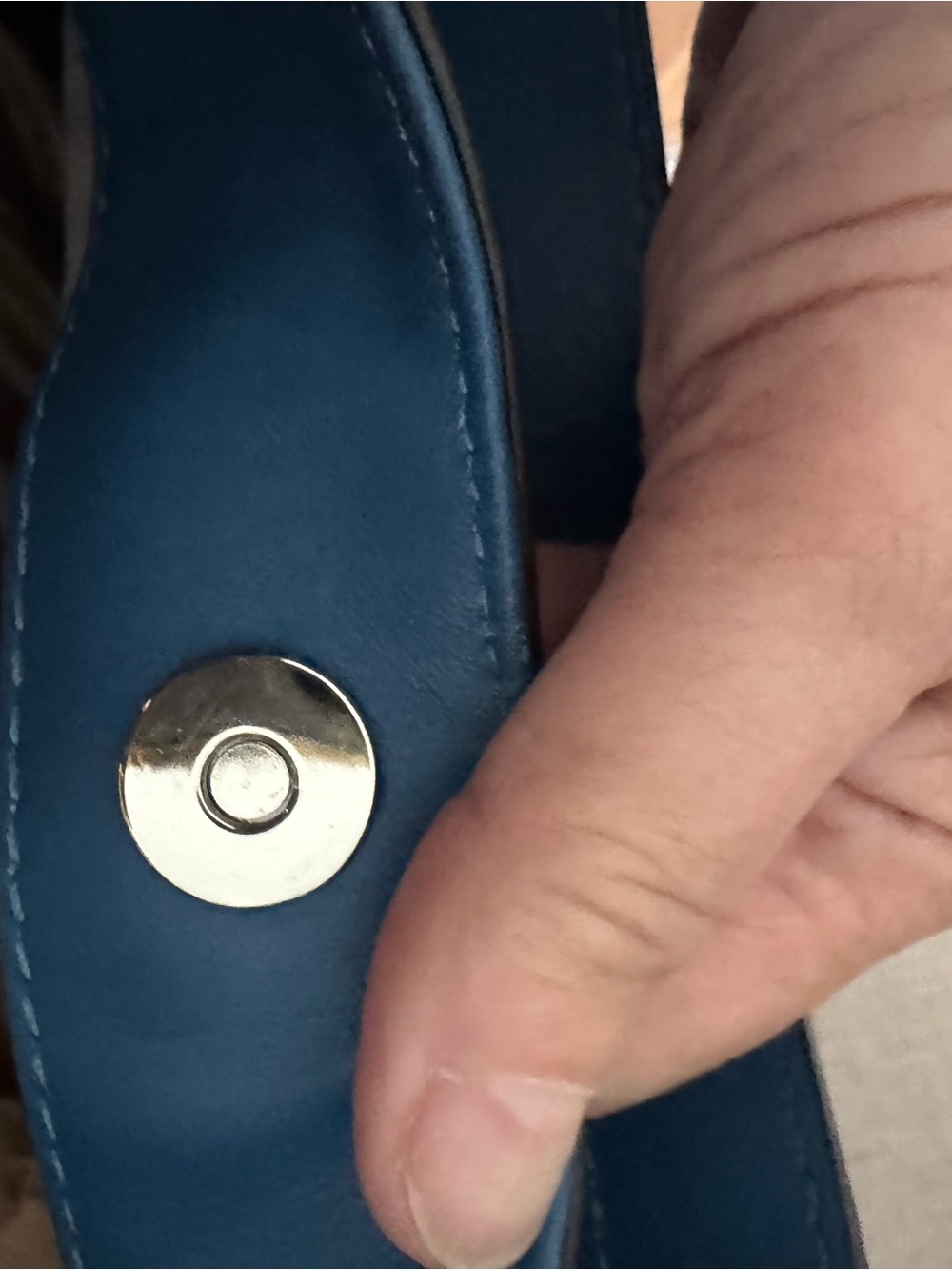 Michael Kors Blue Leather Tote with Matching Wallet - Picture 15 of 16